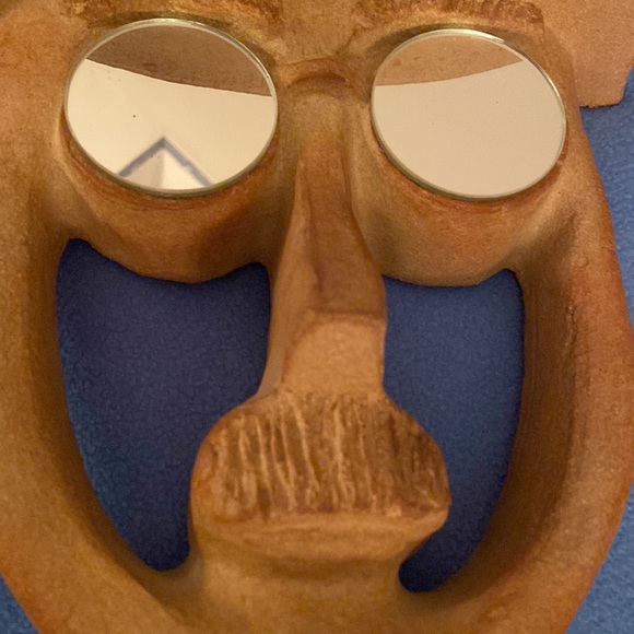 Bennington Potters “Man with Bowler Hat”. Engraved with Bennington’s info. - Picture 4 of 16